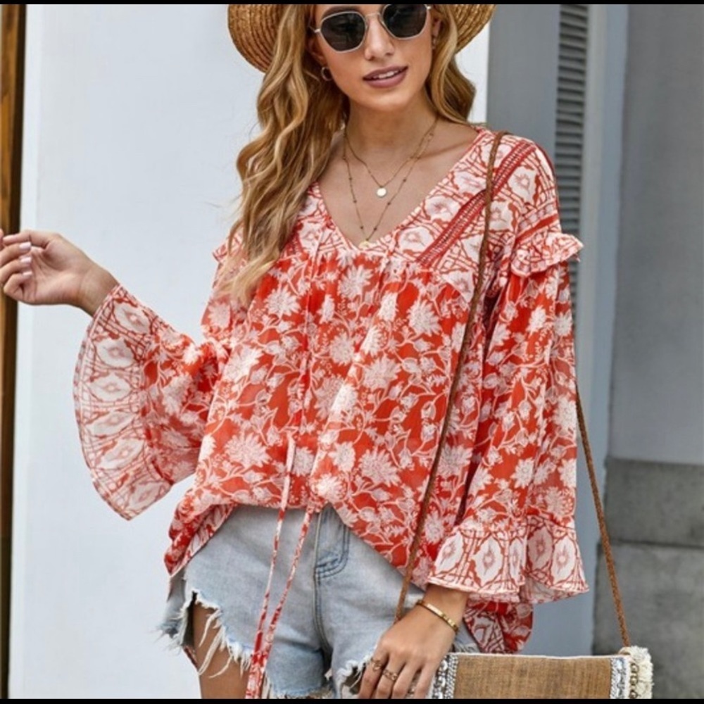 Tarocco Floral Ruffle Sleeve Blouse